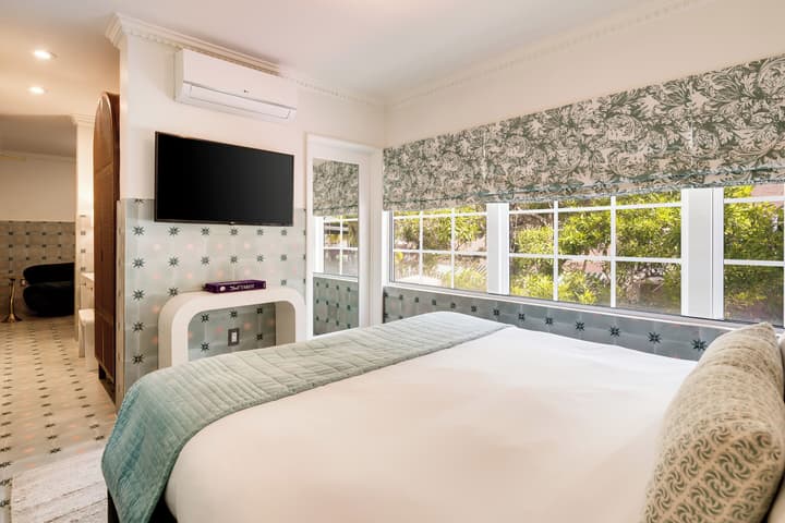 Esmé Miami Beach