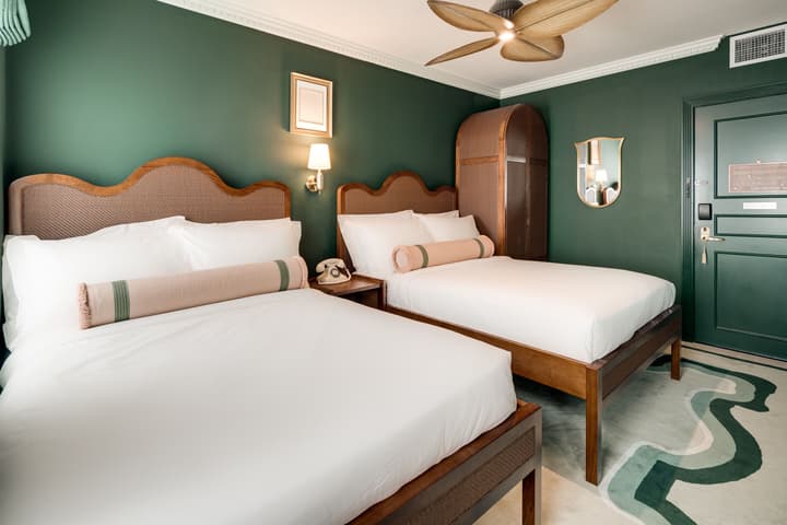 Esmé Miami Beach