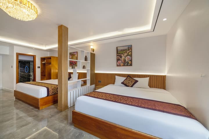 La Fleur Premium Central Apartment