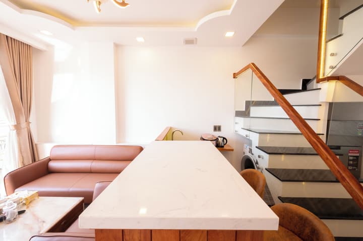 La Fleur Premium Central Apartment