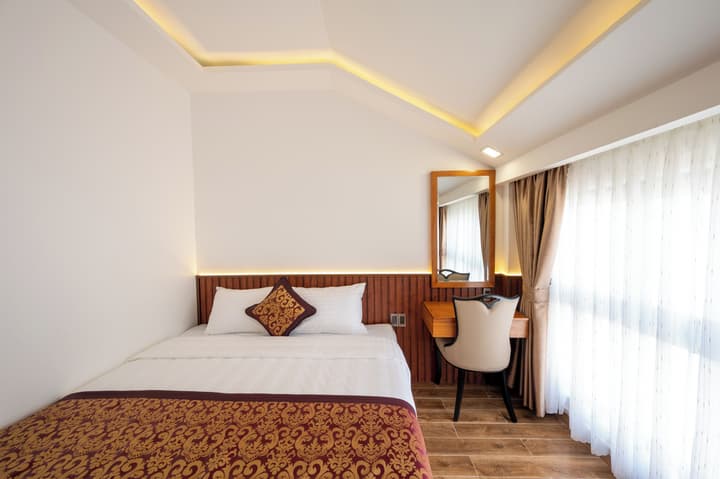 La Fleur Premium Central Apartment