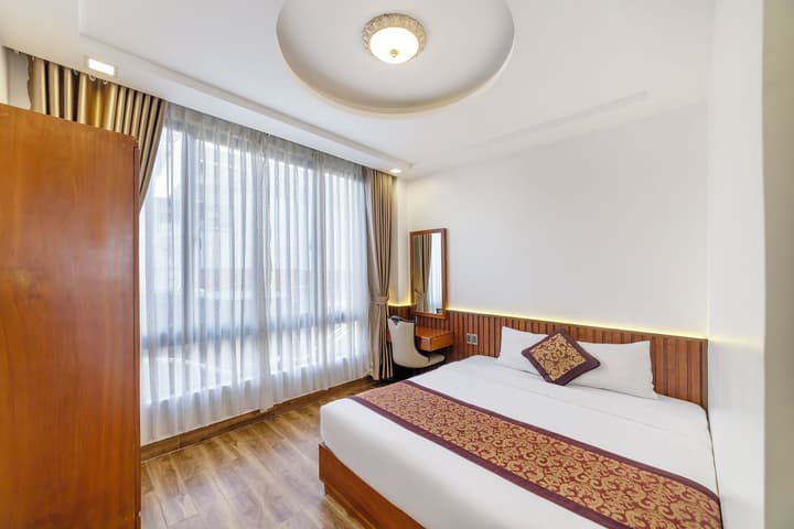 La Fleur Premium Central Apartment