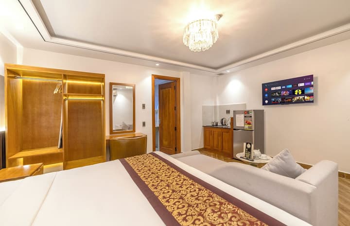 La Fleur Premium Central Apartment
