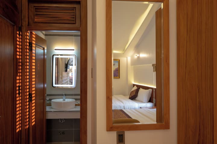 La Fleur Premium Central Apartment