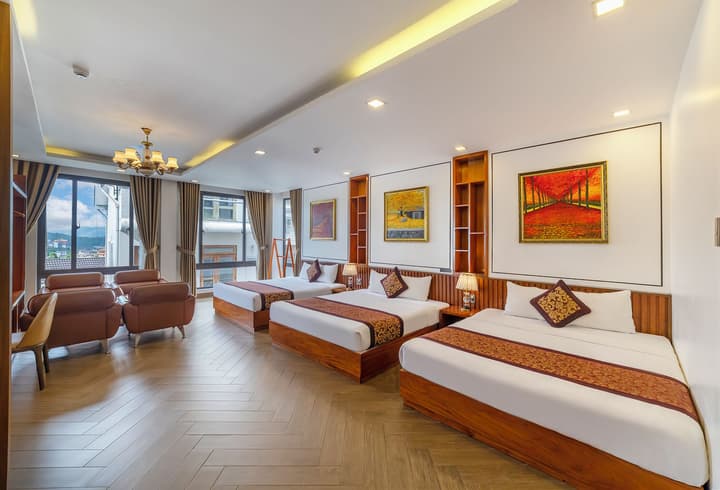 La Fleur Premium Central Apartment
