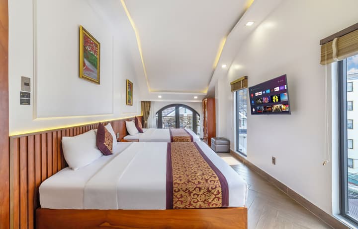 La Fleur Premium Central Apartment