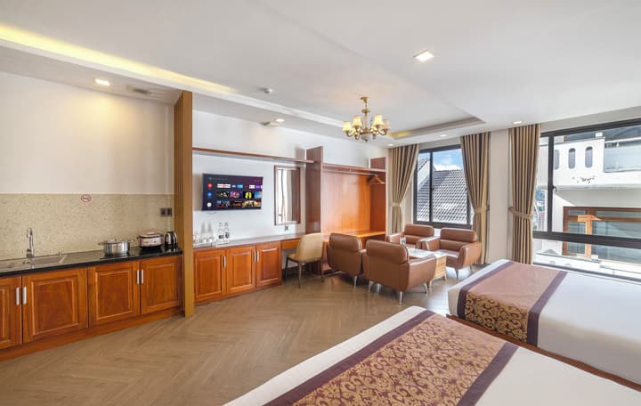 La Fleur Premium Central Apartment