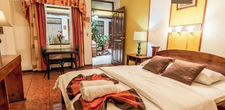 Hotel Amón Real