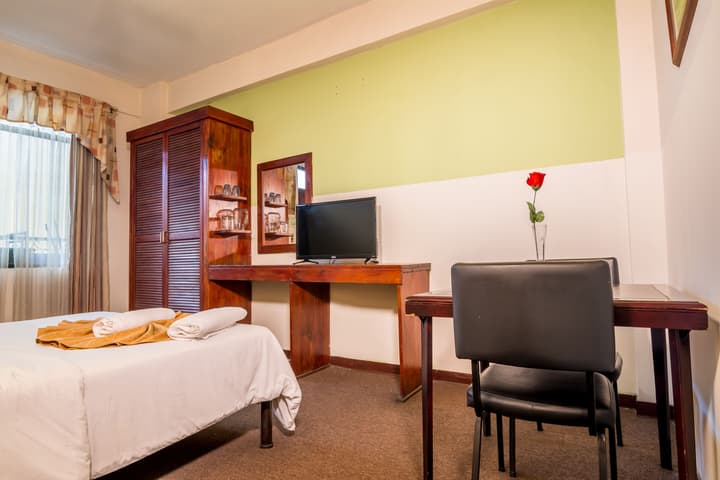 Hotel Amón Real