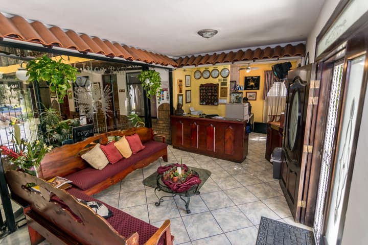 Hotel Amón Real