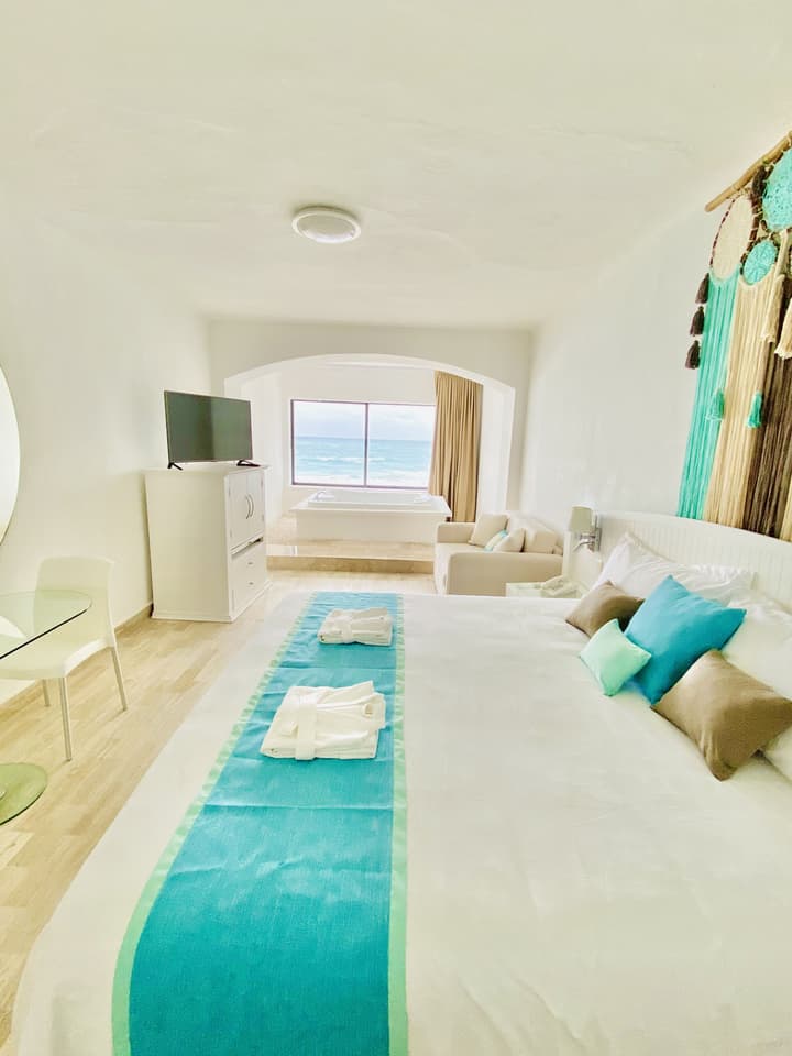 Cyan Cancun Resort & Spa