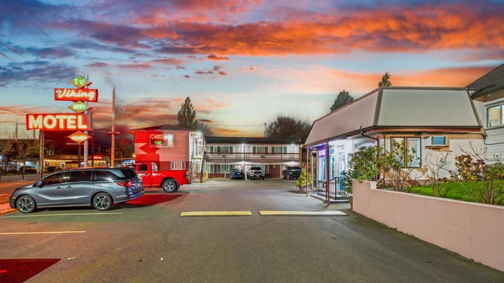 Viking Motel