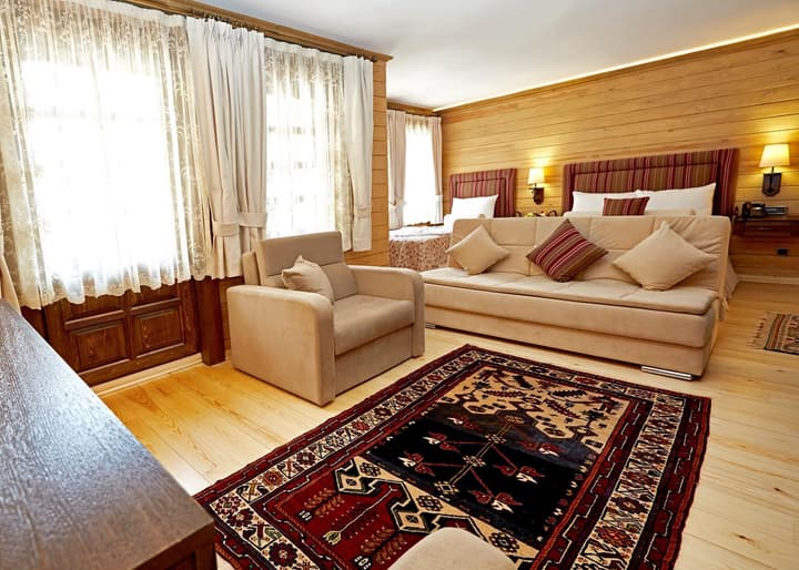 Royal Uzungol Hotel Spa & Restaurant