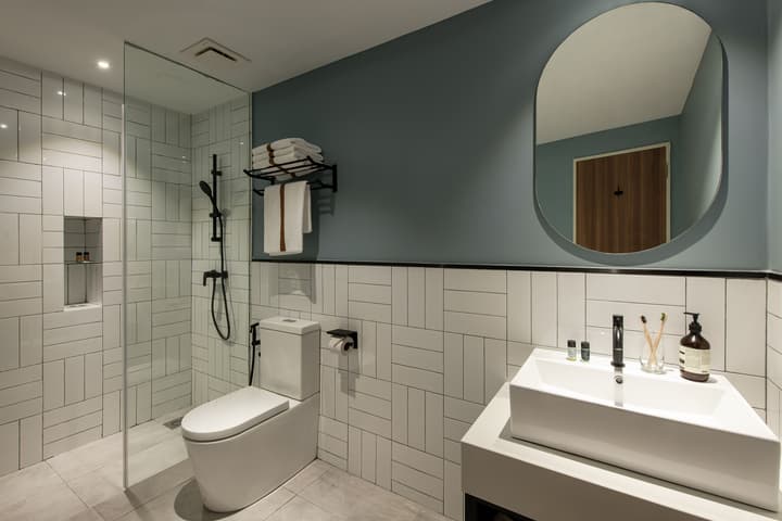 Ami Suites