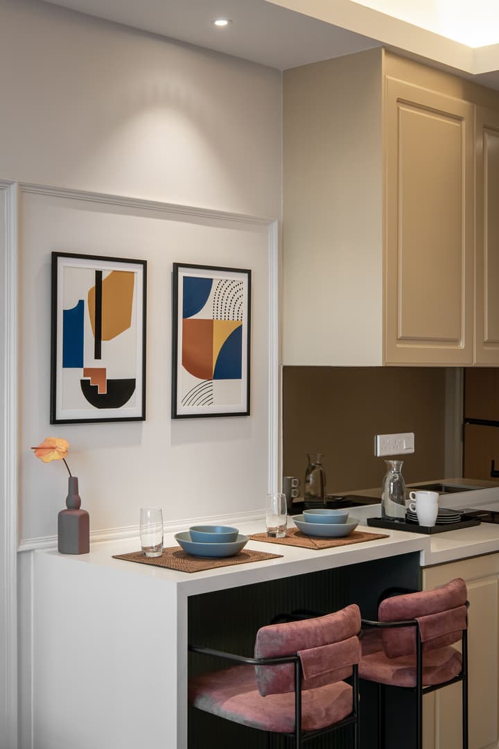 Ami Suites