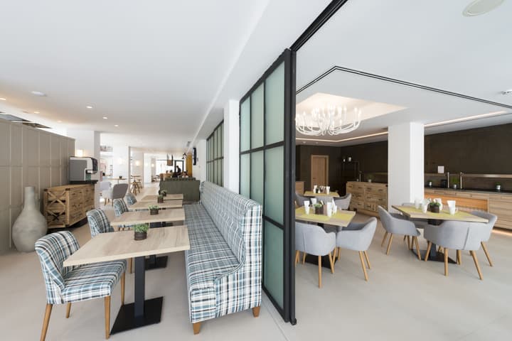 Kyrat Amarac Suites