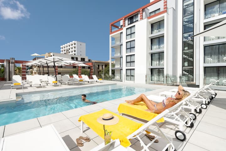 Kyrat Amarac Suites