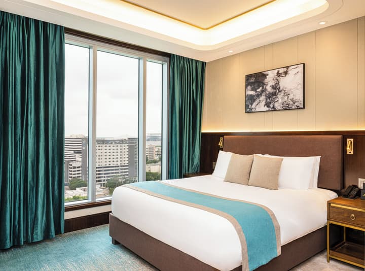 Blossom Hotel Houston, Curio Collection by Hilton