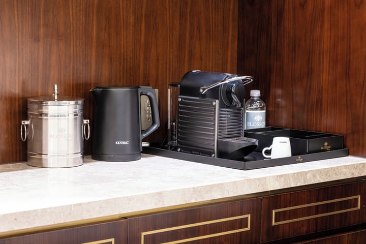 Blossom Hotel Houston, Curio Collection by Hilton
