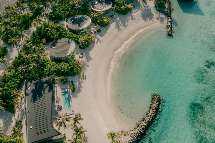 The Ritz-Carlton Maldives, Fari Islands