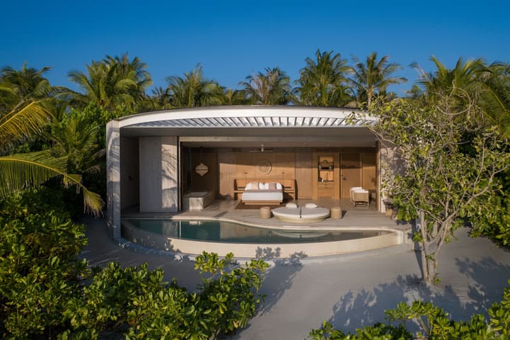 The Ritz-Carlton Maldives, Fari Islands