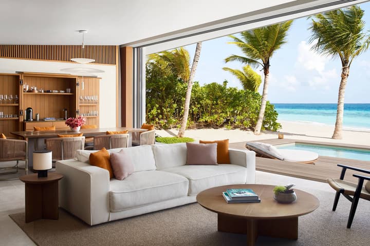 The Ritz-Carlton Maldives, Fari Islands