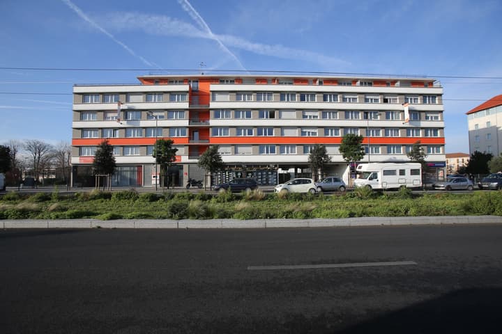 Adonis Paris Sud
