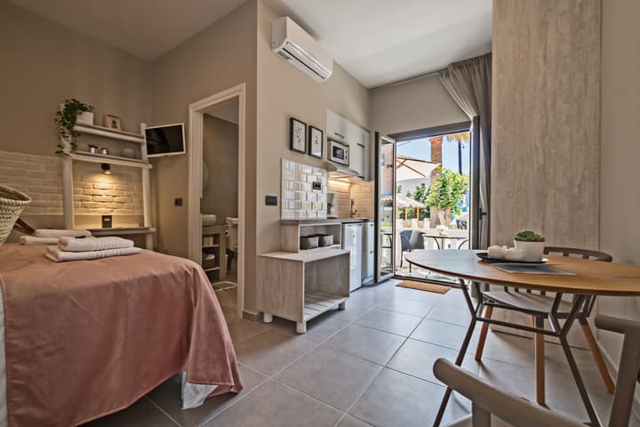Sonio Beach Hotel