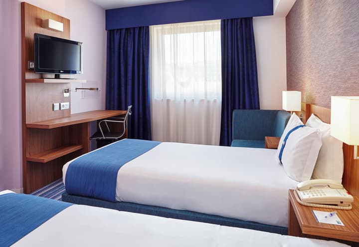 Holiday Inn Express Lisbon - Alfragide by IHG