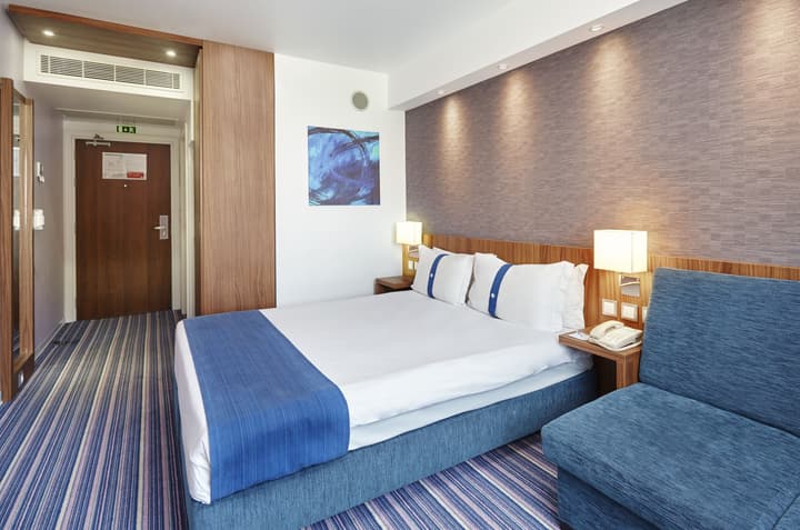 Holiday Inn Express Lisbon - Alfragide by IHG