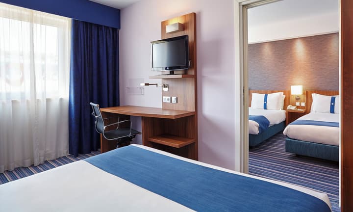 Holiday Inn Express Lisbon - Alfragide by IHG