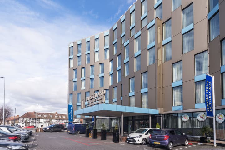 Park Grand Heathrow