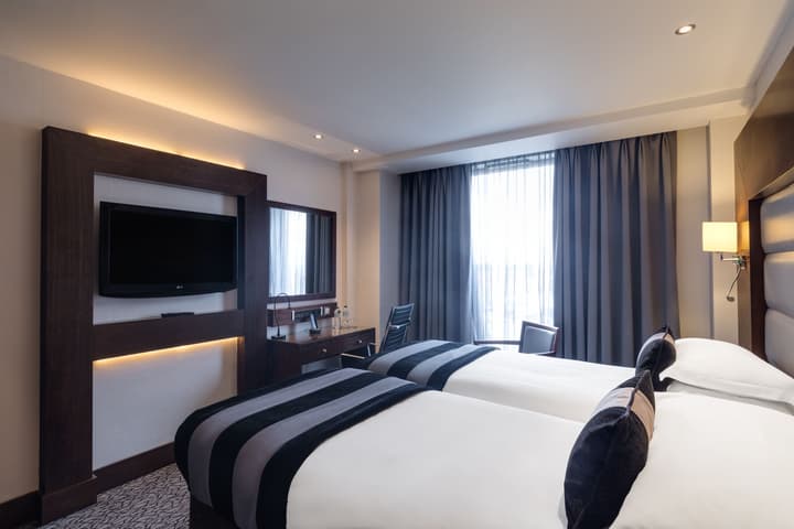 Park Grand Heathrow
