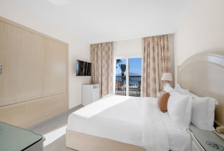 Royal Savoy Hotel