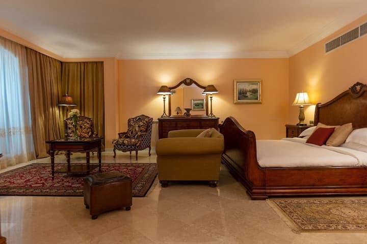 Royal Savoy Hotel