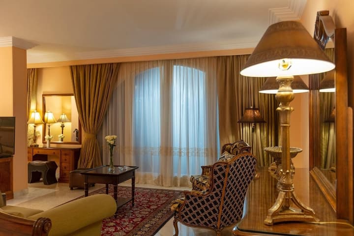 Royal Savoy Hotel