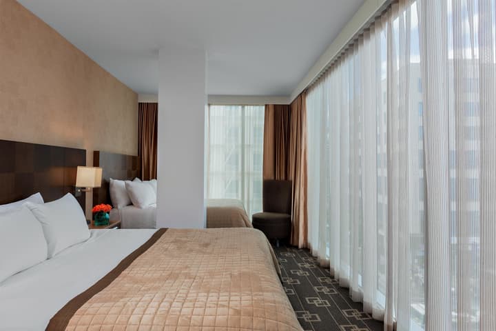 Wyndham Garden Chinatown