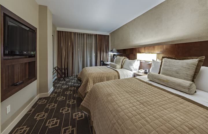 Wyndham Garden Chinatown