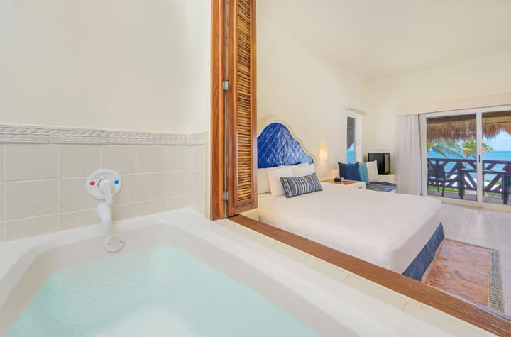 Desire Pearl Riviera Maya Resort – All Inclusive, Exclusively for Couples