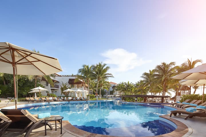 Desire Pearl Riviera Maya Resort – All Inclusive, Exclusively for Couples