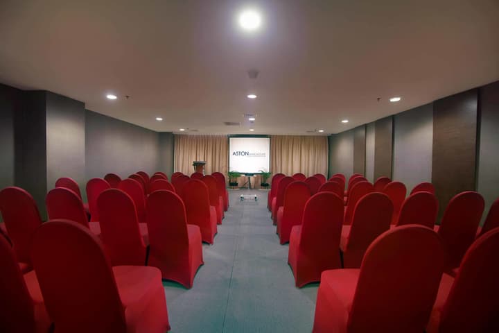 Aston Makassar Hotel & Convention Center