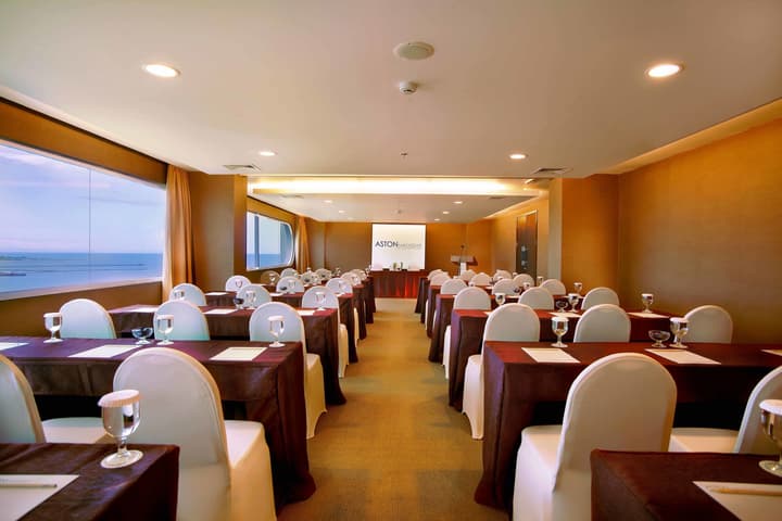 Aston Makassar Hotel & Convention Center