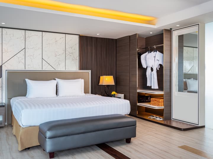 Aston Makassar Hotel & Convention Center