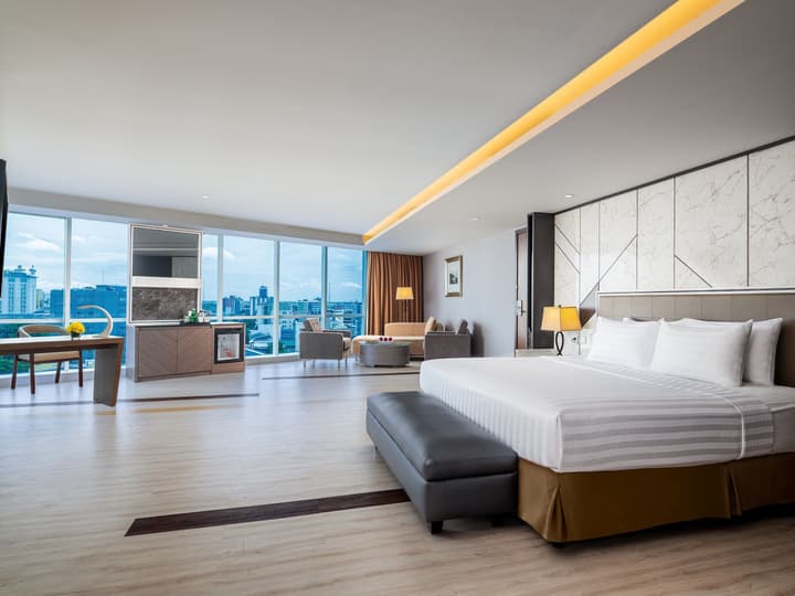 Aston Makassar Hotel & Convention Center