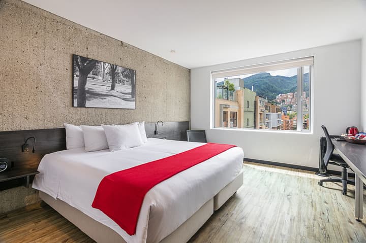 Hotel B3 Virrey
