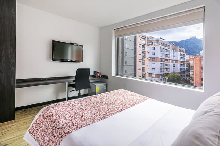 Hotel B3 Virrey