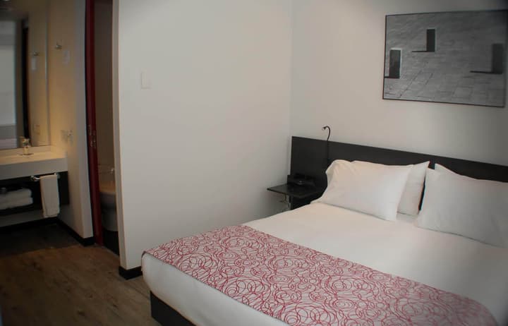 Hotel B3 Virrey