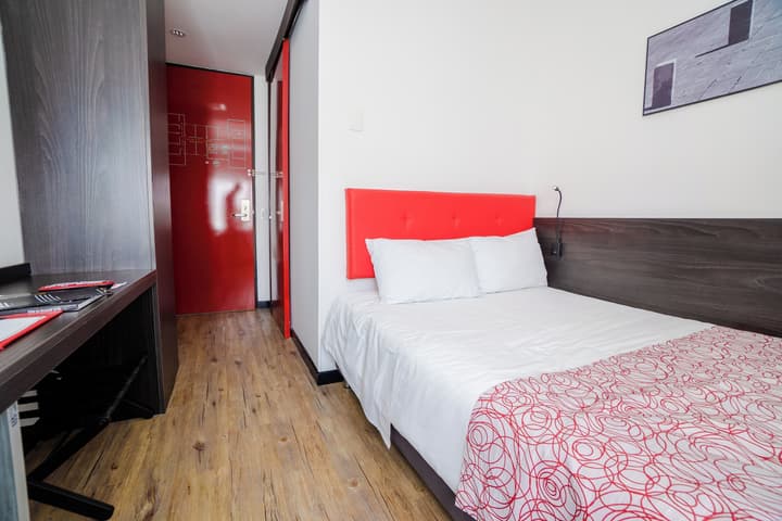 Hotel B3 Virrey