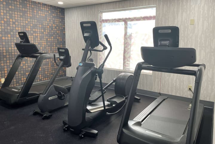 La Quinta Inn & Suites by Wyndham Tulsa Midtown
