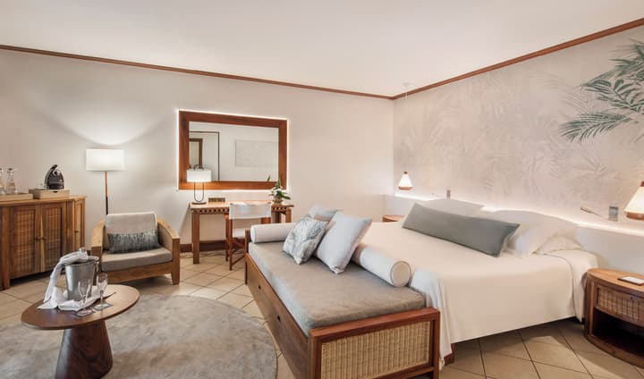 Paradis Beachcomber Golf Resort & Spa